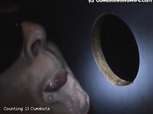 Отсосала много членов