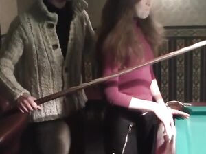 Старая схема с бильярдом катит для траха незнакомок