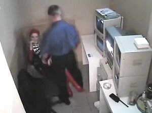 А директорша и не против пошалить с охранником