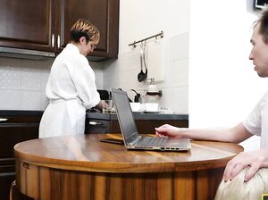 Нельзя противостоять женским желаниям