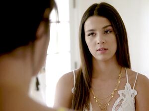 Уж лучше с отчимом чпокаться, чем на ровесников писю тратить