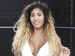 Двойной шоколад... Черная попка и здоровенный черный хуй