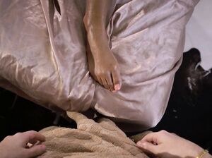 Скоро придет сестра, но потрахаться мы успеем