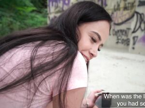 Синоптики обещали дождь, а пикапер оргазм