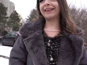 Пикаперские бабки и хуй греют лучше дубленки