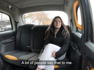 Поездка на члене, как плата за поездку в такси