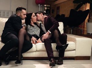 По-анальному выгодная сделка