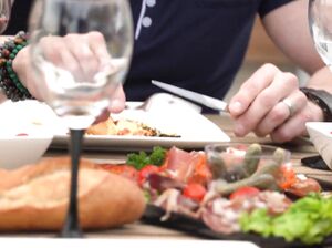 Температура в баньке накаляется