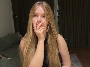 С разбитым сердцем, но при деньгах