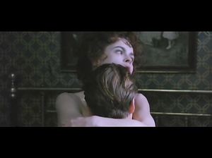 Хелена Бонэм Картер в секс сцене из фильма Крылья голубки