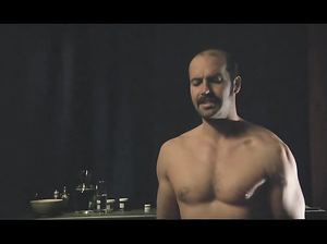 Горячий секс со связанной Келли Брук в эротическом триллере «Секс ради выживания»