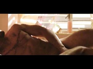 Знойная Розарил Санчес засветила сиськи в фильме «Амарилис»