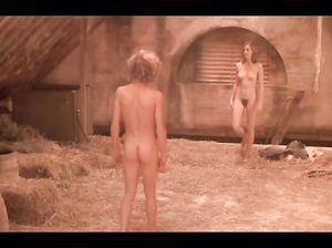Сцена секса в сарае с юной Дженни Эггатер в старенькой драме «Эквус»