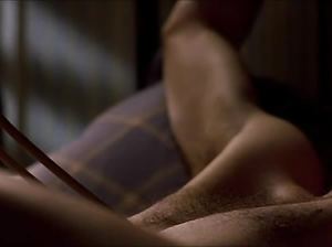 Очаровательная Николь Кидман в эротической сцене из фильма «Именинница»