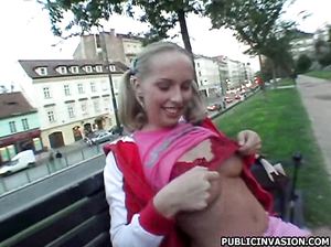 Виктория отдалась парню за стопку баксов