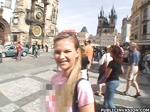 Пикапер шпилит сочную пизду девки за деньги