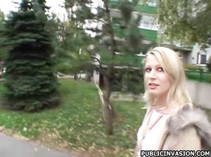 Парень заплатил телке за минет