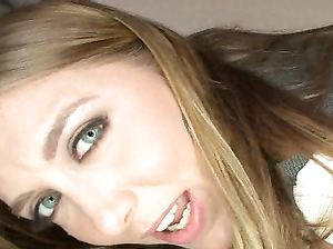 Шлюха по имени Анжелика трахается на камеру