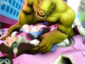 Зеленый монстр жестко ебет красотку