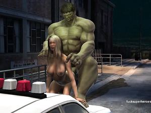 Халк трахает малышку на полицейской машине