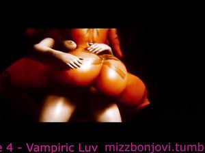 Сисястая телка транс натягивает ан кукан свою подругу