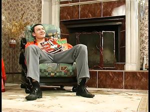 Зрелая русская домохозяйка соблазнила молодого хозяина