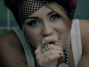 Горячая развратная секс вечеринка толпы девок