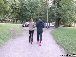 Анастасия согласилась поебаться за бабки с чуваком