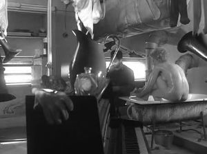 Деваха принимает ванну при своем любовнике