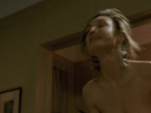 Мужики развлекаются с шикарными шлюхами