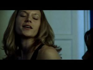 Возбуждающая оргия молоденьких лесбиянок