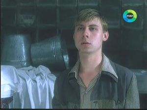 Молодой парень случайно оказался в женской душевой