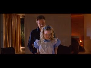 Мужик решил познакомить жену со своей любовницей