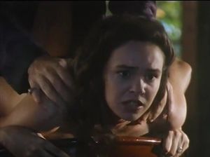 Грубо трахнул брюнетку по-собачьи