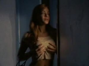 Развратная блондинка занялась сексом с первым всречным