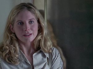 Деваха согласилась позировать обнаженной для своей подруги