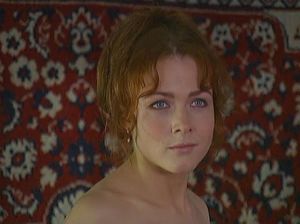 Отчим решил выпороть свою взрослую падчерицу