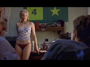 Изменяет своей девушке и записывает секс на видео