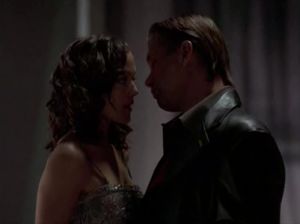 Девки в сексуальном белье страстно трахаются