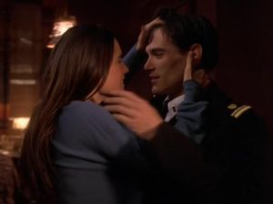 Страстная брюнетка вспоминает свой секс с парнем