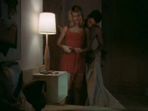 Девушка познакомилась с парнем и провела с ним жаркую ночь