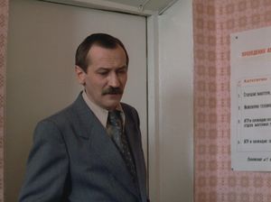 Мужчина смутился при виде голой секретарши