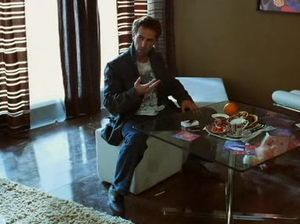 Рыжая куколка соблазняет парня