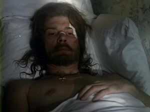 Юная брюнетка подставила священника