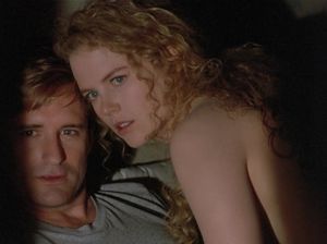 Николь Кидман занимается сексом в позе наездницы