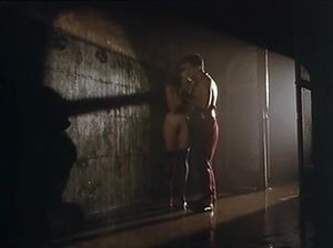 Клиенты жестко издеваются над девушкой в подвале