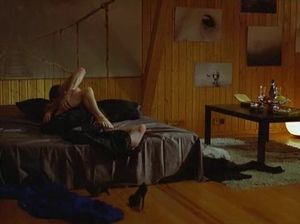 Страстный секс подкачанного самца и юной малышки