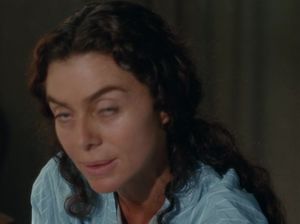 Женщина учит мужчину как ухаживать за больной женой