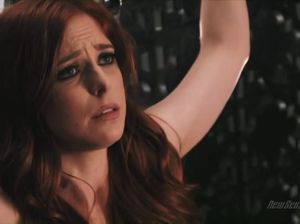 Садо-мазо сцена в эротическом фильме