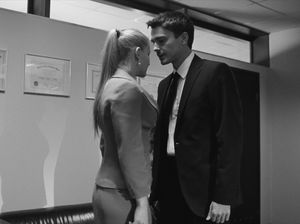 Директор компании трахается с секретаршей